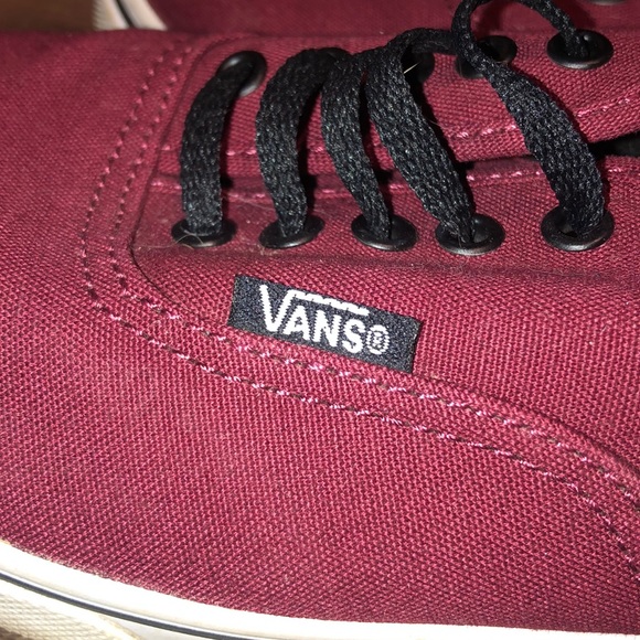 Red vans - Picture 4 of 4